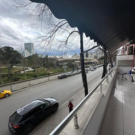Park View Central Apartment Tiranë Eksteriør bilde